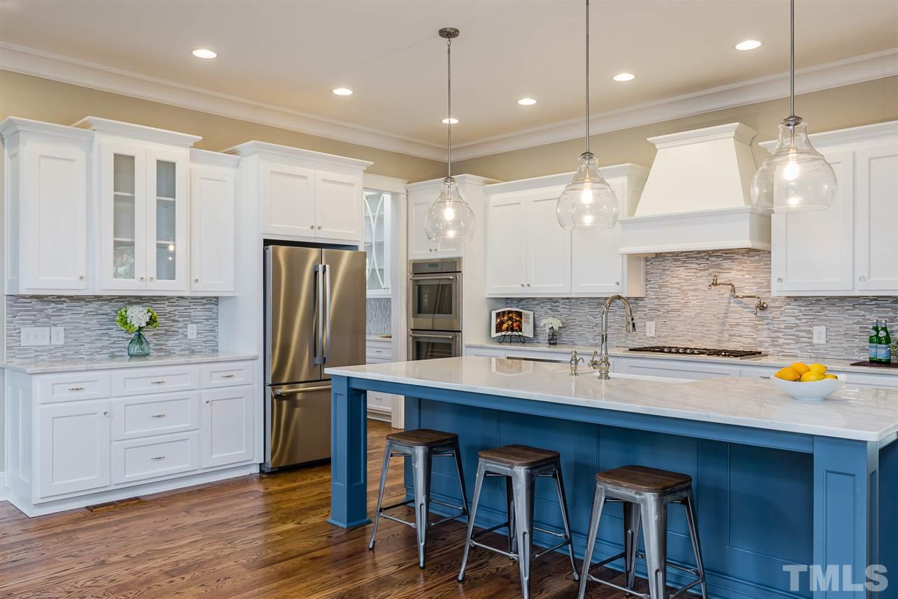 2329 Lyon Street Raleigh, NC 27608 - Photo 4 of 30