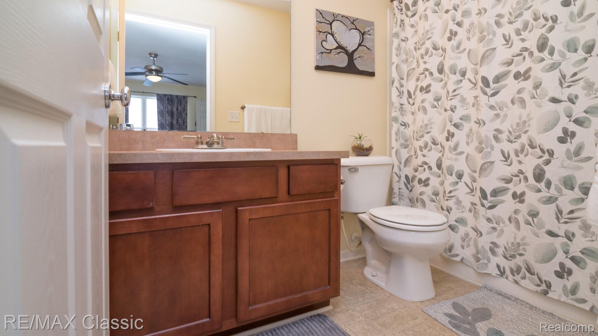 612 Rustic Trail Linden, MI 48451 - Photo 20 of 40 030_21 - Copy.jpg