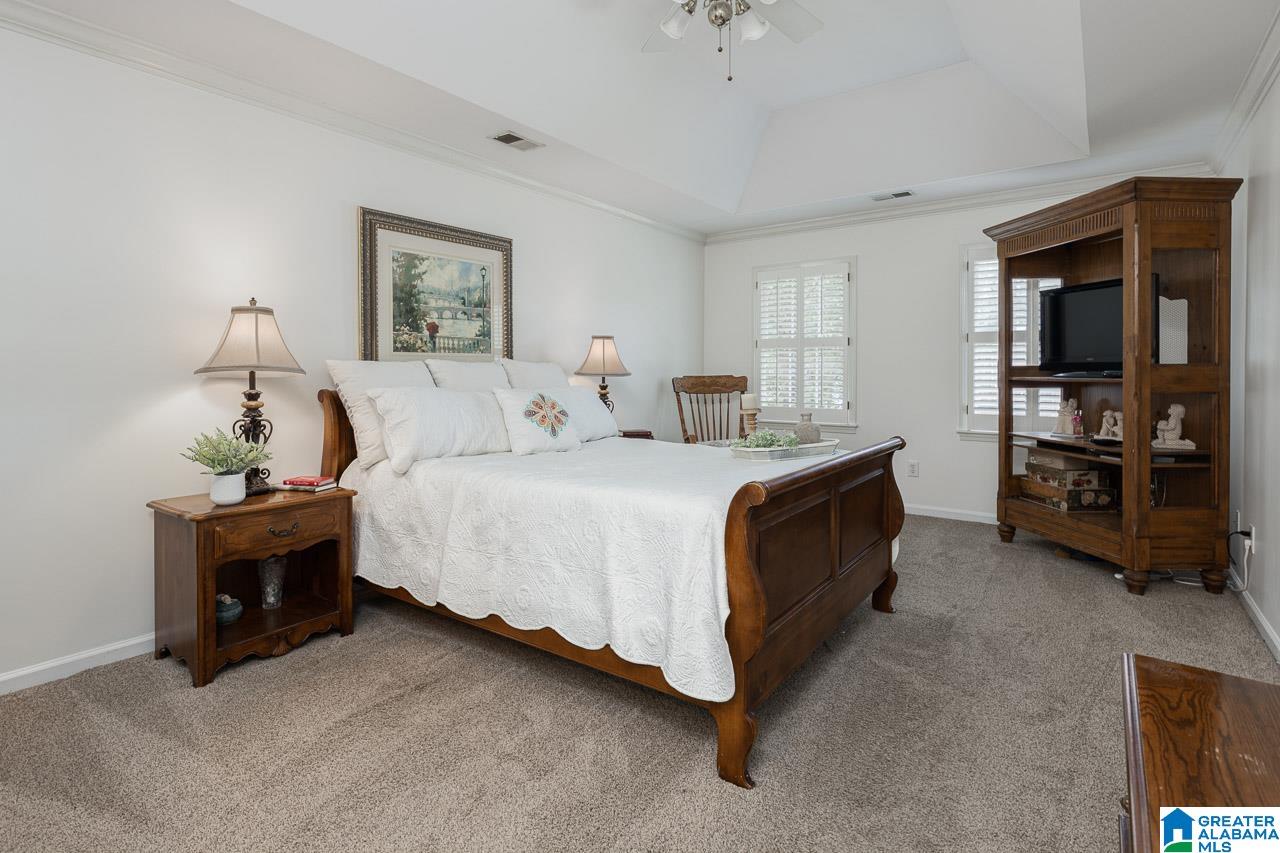 616 Brooks Lane Birmingham, AL 35244 - Photo 18 of 38