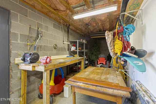 $1,200,000 | 143 Bendamere Drive, Kingston, TN 37763