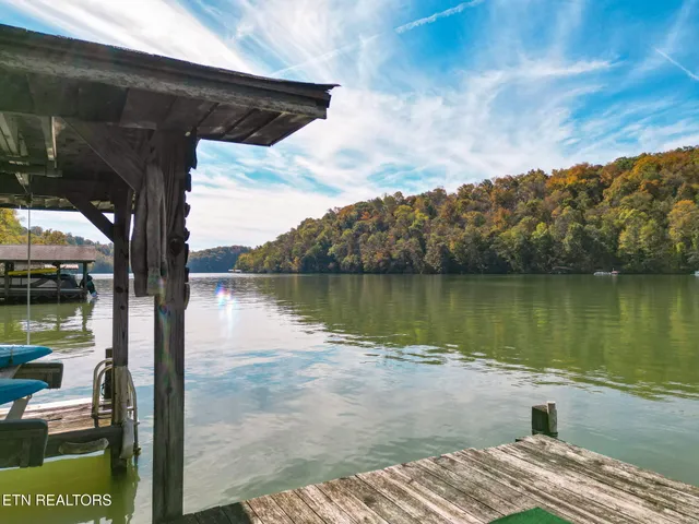 $1,200,000 | 143 Bendamere Drive, Kingston, TN 37763