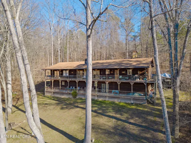 $1,200,000 | 143 Bendamere Drive, Kingston, TN 37763