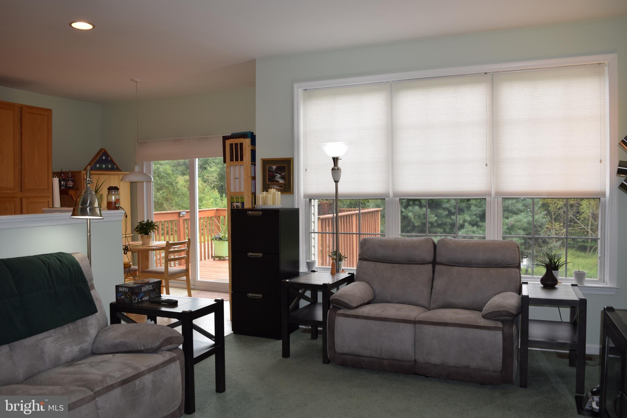 46 Threadleaf Terrace Burlington Township, NJ 08016 - Photo 6 of 23 Living Room showing adjacent kitchen