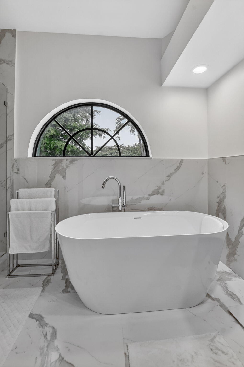 23260 Mirabella Circle North Boca Raton, FL 33433 - Photo 38 of 71 38-web-or-mls-DSC_2696