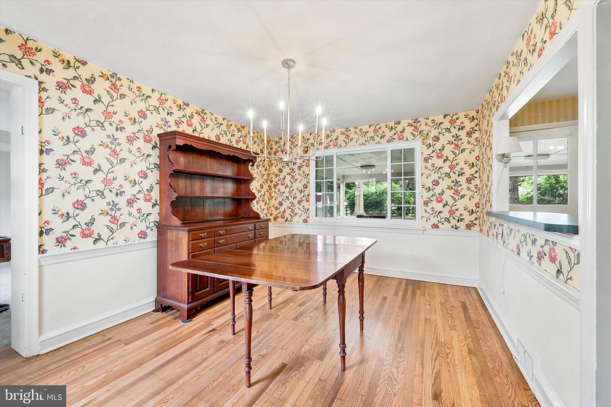 308 Henry Lane Wallingford, PA 19086 - Photo 6 of 36 Dining Room