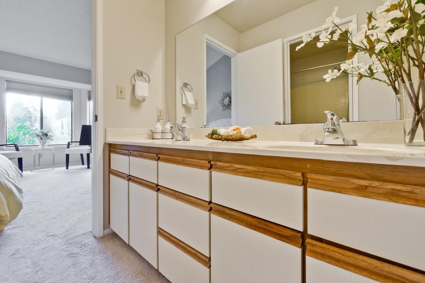 895 Quince Avenue, Unit 12 Santa Clara, CA 95051 - Photo 23 of 39 Gallery Image 23