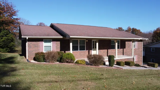 $329,900 | 4561 Birchwood Circle, Morristown, TN 37814