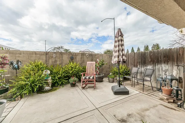 $279,500 | 1542 East Alluvial Avenue, Unit 147, Fresno, CA 93720