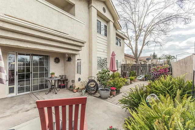 $279,500 | 1542 East Alluvial Avenue, Unit 147, Fresno, CA 93720