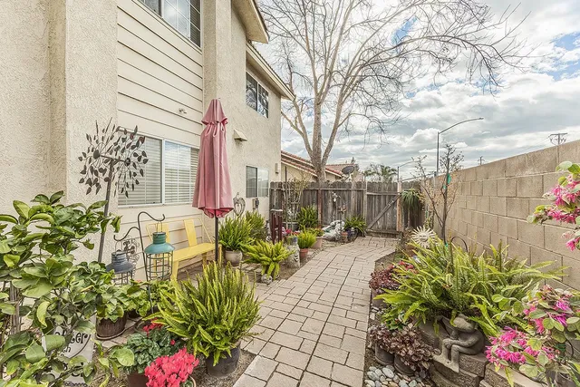 $279,500 | 1542 East Alluvial Avenue, Unit 147, Fresno, CA 93720