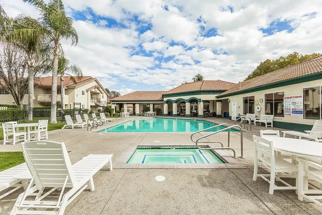 $279,500 | 1542 East Alluvial Avenue, Unit 147, Fresno, CA 93720