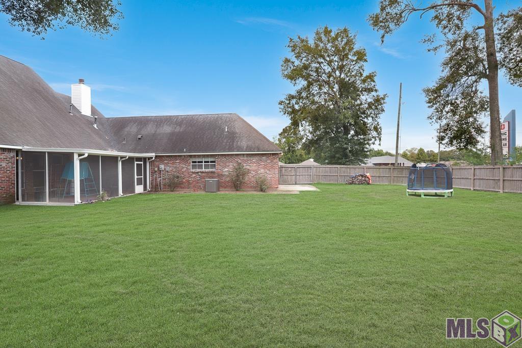 16211 Coliseum Avenue Baton Rouge, LA 70816 - Photo 30 of 36 Gallery Image 30