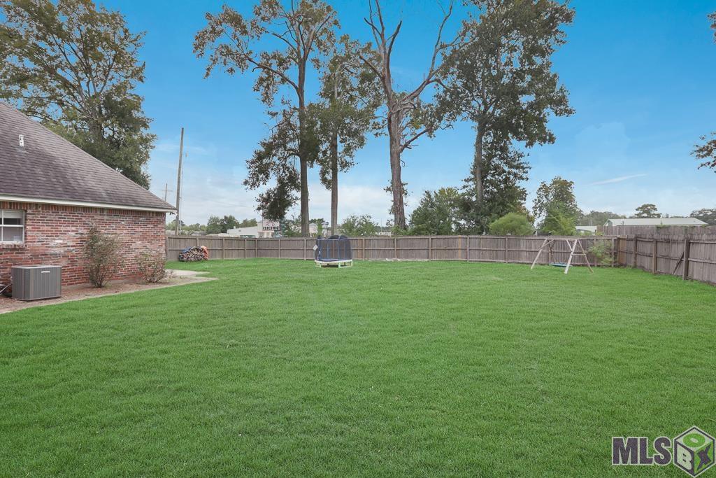 16211 Coliseum Avenue Baton Rouge, LA 70816 - Photo 32 of 36 Gallery Image 32