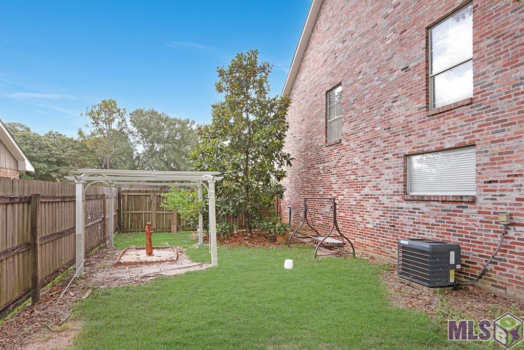 16211 Coliseum Avenue Baton Rouge, LA 70816 - Photo 33 of 36 Gallery Image 33