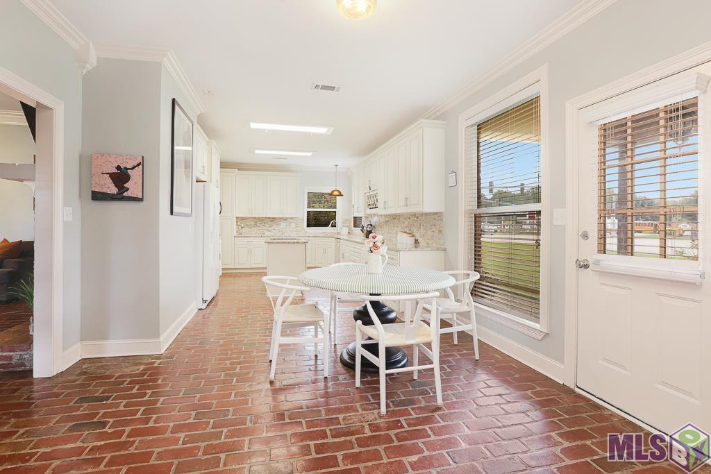16211 Coliseum Avenue Baton Rouge, LA 70816 - Photo 8 of 36 Gallery Image 8