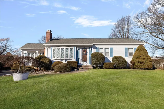 $439,900 | 39 Holiday Avenue, Warwick, RI 02888