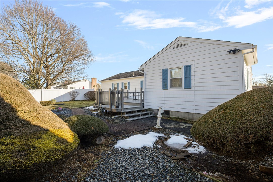 39 Holiday Avenue Warwick, RI 02888 - Photo 29 of 35 Another perspective of the yard.