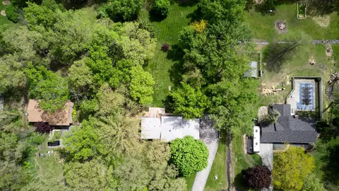 $300,000 | 26339 South Woodlawn Avenue, Crete, IL 60417