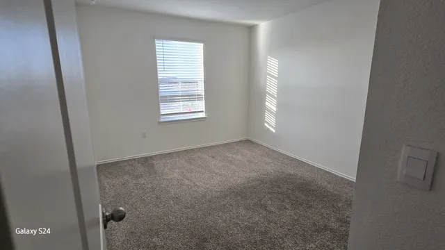 $2,400 | 14821 Perlino Way, Unit A, Manor, TX 78653