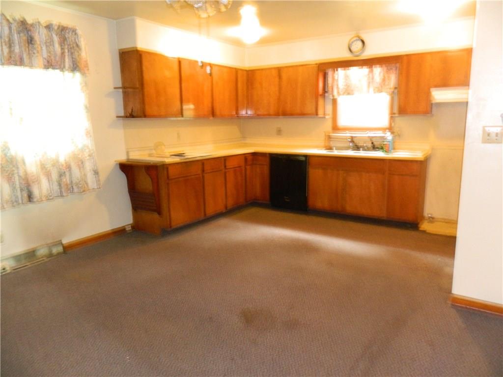 846 North Neshannock Road Hermitage, PA 16148 - Photo 6 of 14 Gallery Image 6