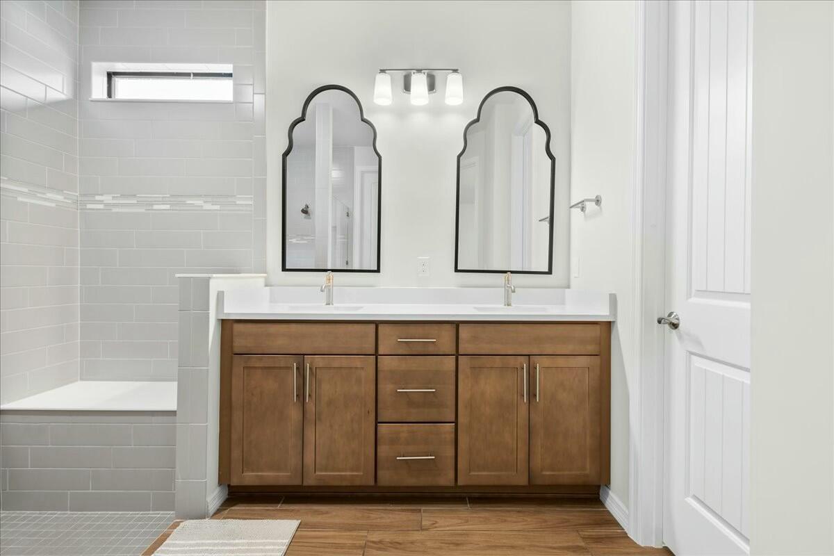 4801 Chantilly Road Lake Worth, FL 33467 - Photo 11 of 54 Primary Bath