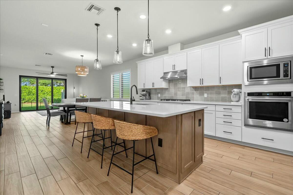 4801 Chantilly Road Lake Worth, FL 33467 - Photo 2 of 54 Kitchen