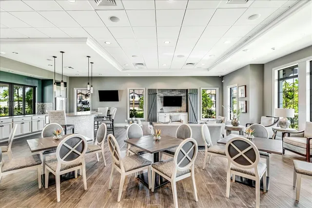 $670,000 | 4801 Chantilly Road, Lake Worth, FL 33467