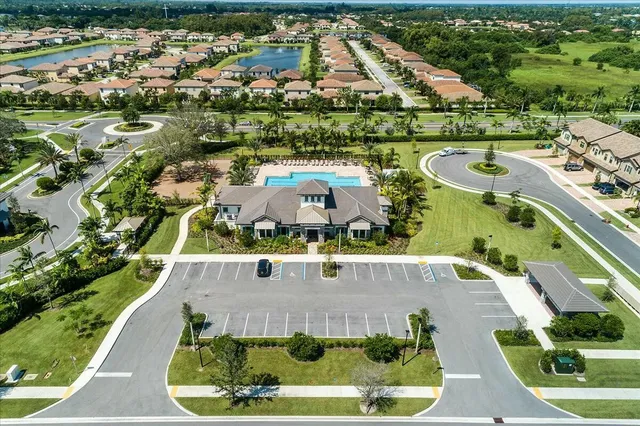 $670,000 | 4801 Chantilly Road, Lake Worth, FL 33467