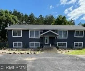 $1,200 | 704 8th Street North, Unit 1, Hudson, WI 54016