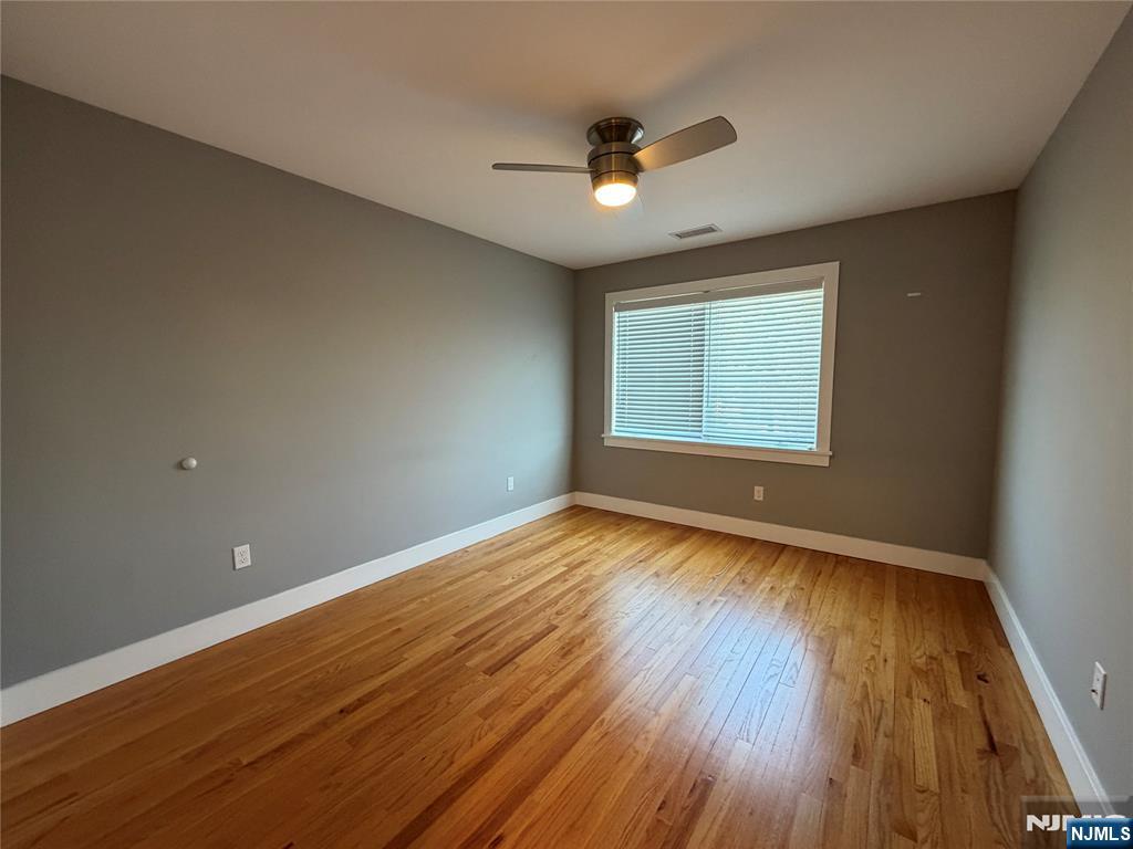 384 Paterson Avenue, Unit 203 East Rutherford, NJ 07073 - Photo 21 of 33 Gallery Image 21