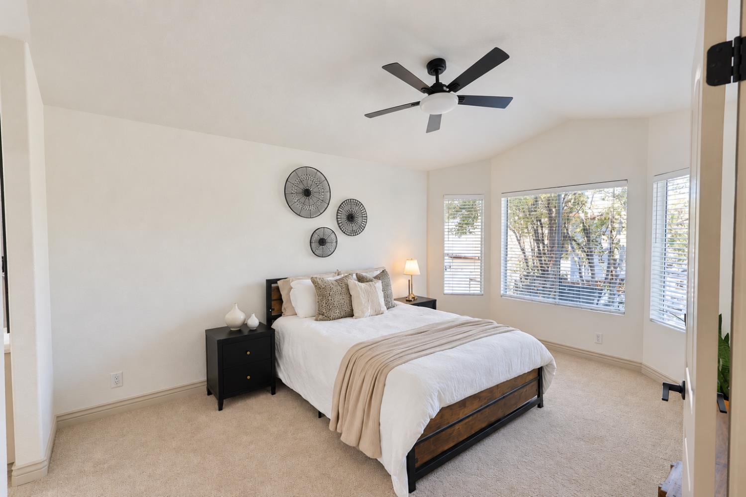 4643 Shade Tree Way Antelope, CA 95843 - Photo 32 of 68 Gallery Image 32