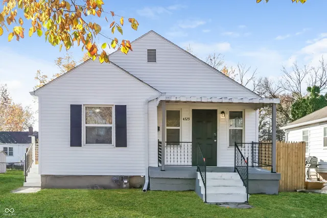 $1,105 | 4725 East 16th Street, Indianapolis, IN 46201