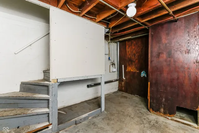 $1,105 | 4725 East 16th Street, Indianapolis, IN 46201