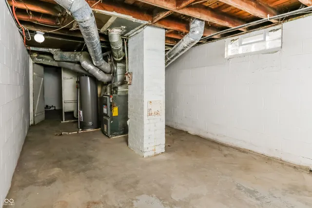 $1,105 | 4725 East 16th Street, Indianapolis, IN 46201