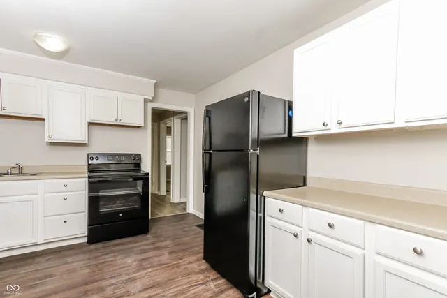 $1,105 | 4725 East 16th Street, Indianapolis, IN 46201