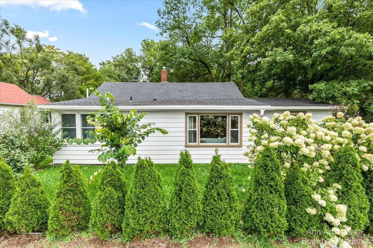 609 South Wagner Road Ann Arbor, MI 48103 - Photo 1 of 45 Photo 1