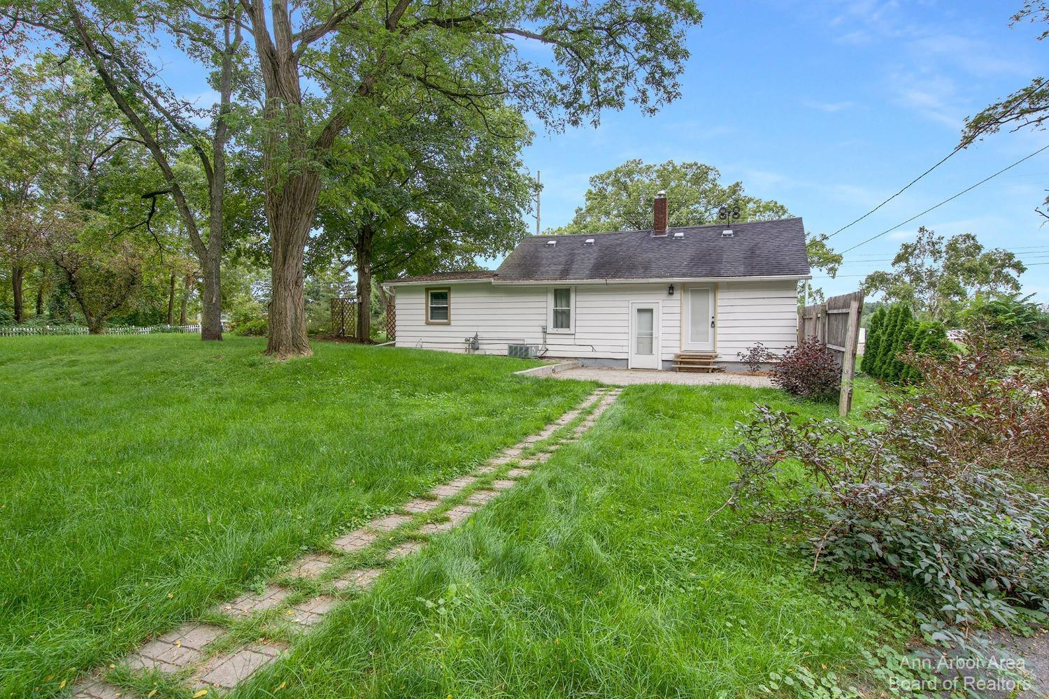 609 South Wagner Road Ann Arbor, MI 48103 - Photo 30 of 45 Photo 30