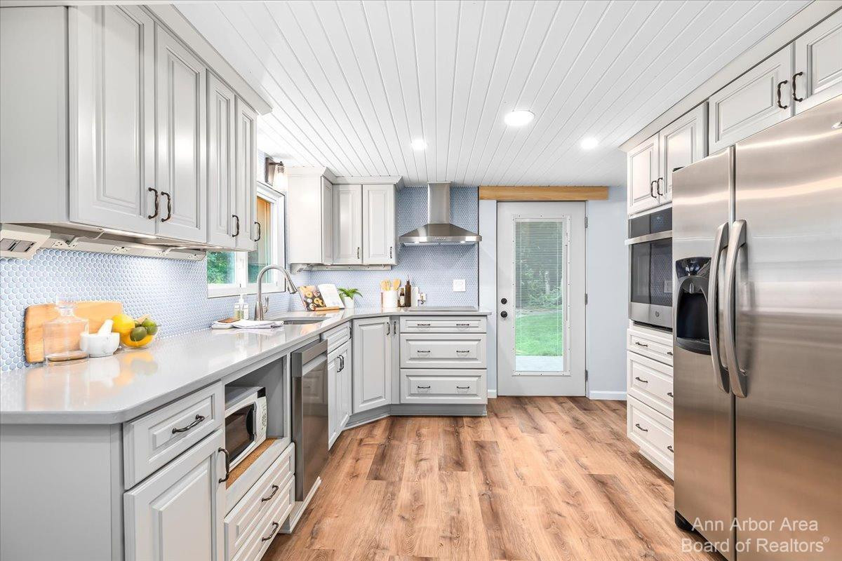609 South Wagner Road Ann Arbor, MI 48103 - Photo 4 of 45 Photo 4