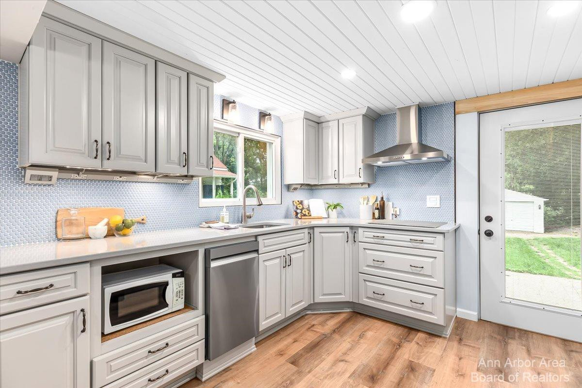 609 South Wagner Road Ann Arbor, MI 48103 - Photo 7 of 45 Photo 7