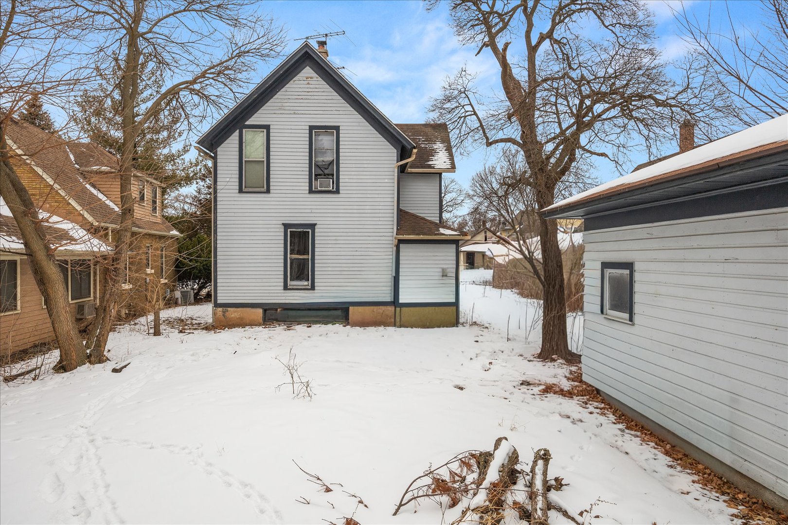 450 Villa Street Elgin, IL 60120 - Photo 15 of 16