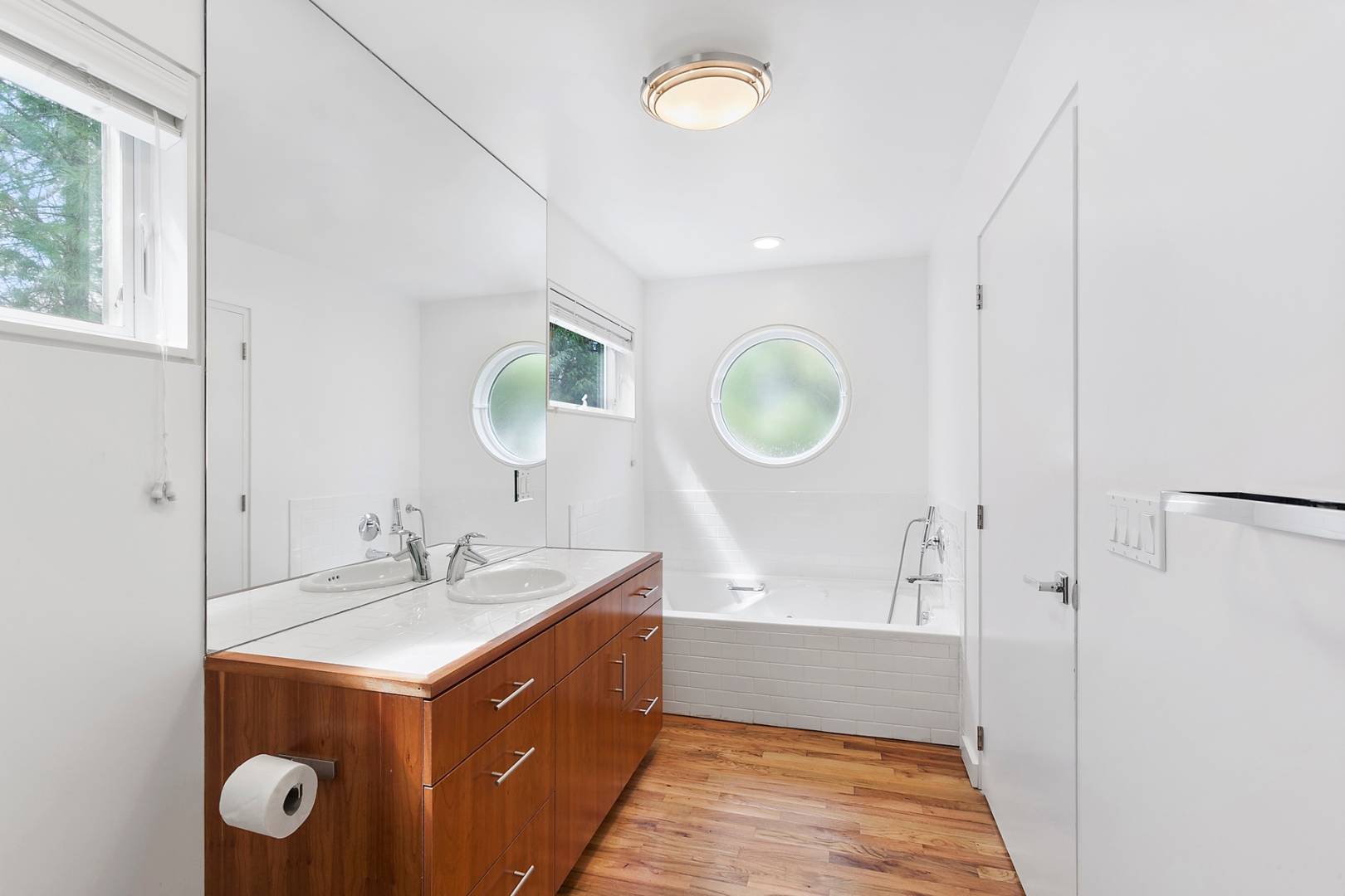 356 Accabonac Road East Hampton, NY 11937 - Photo 6 of 11
