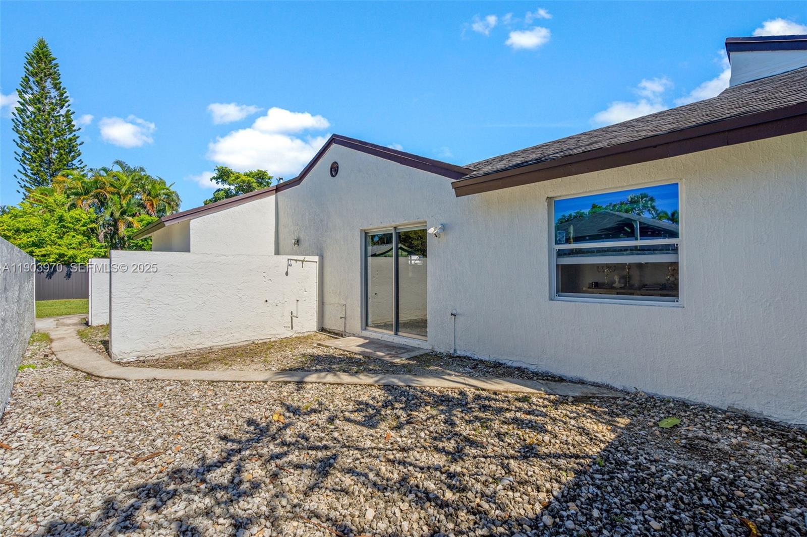 15281 Southwest 153rd Street Miami, FL 33187 - Photo 40 of 41