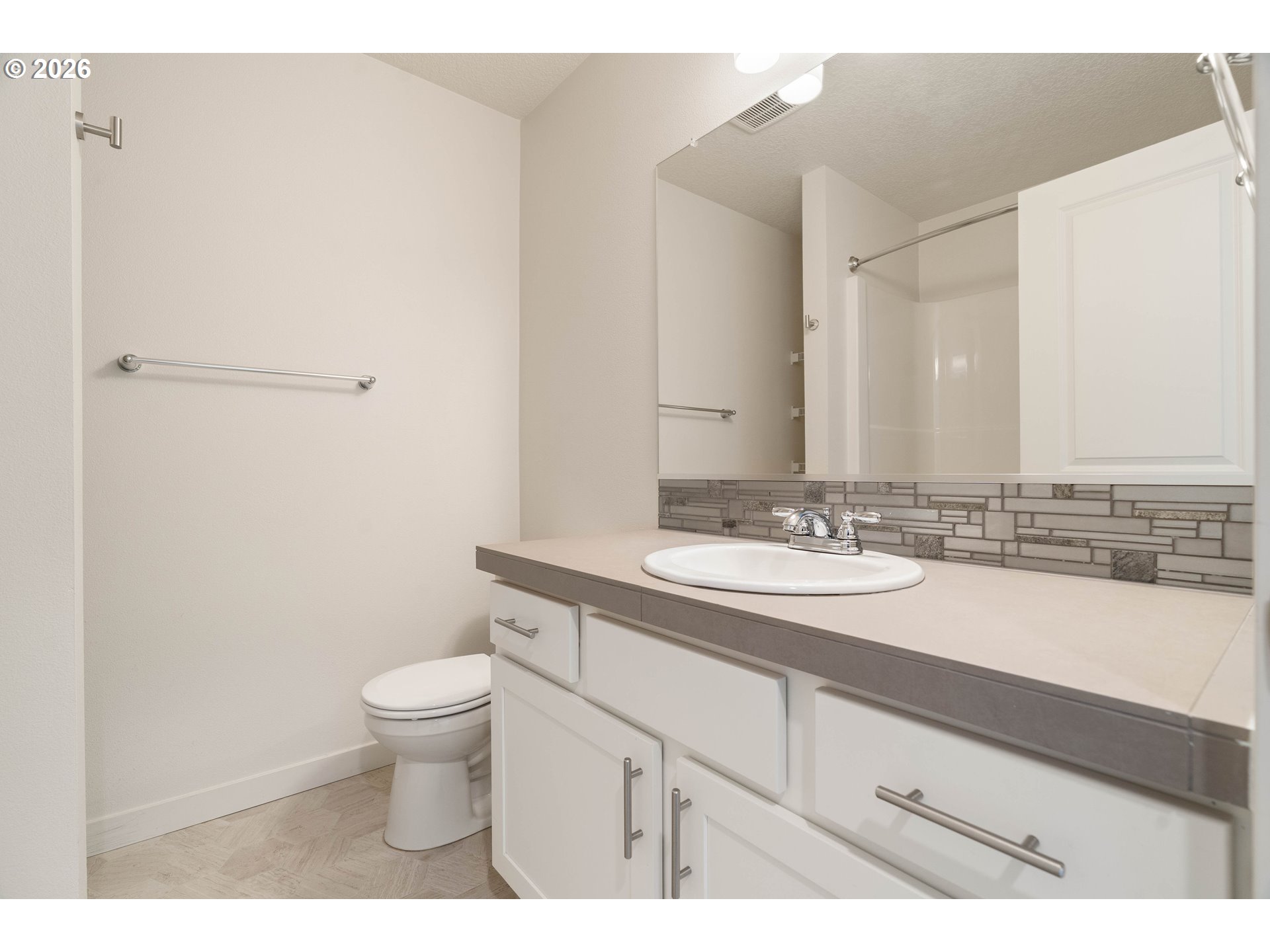 3850 Southwest Ekin Terrace Beaverton, OR 97078 - Photo 33 of 43
