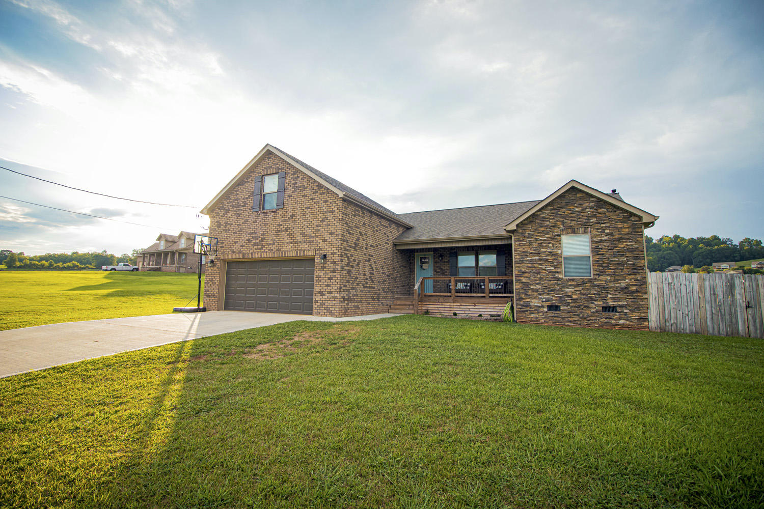 5525 Peterson Road Greenback, TN 37742 - Photo 1 of 23 5525Peterson_01