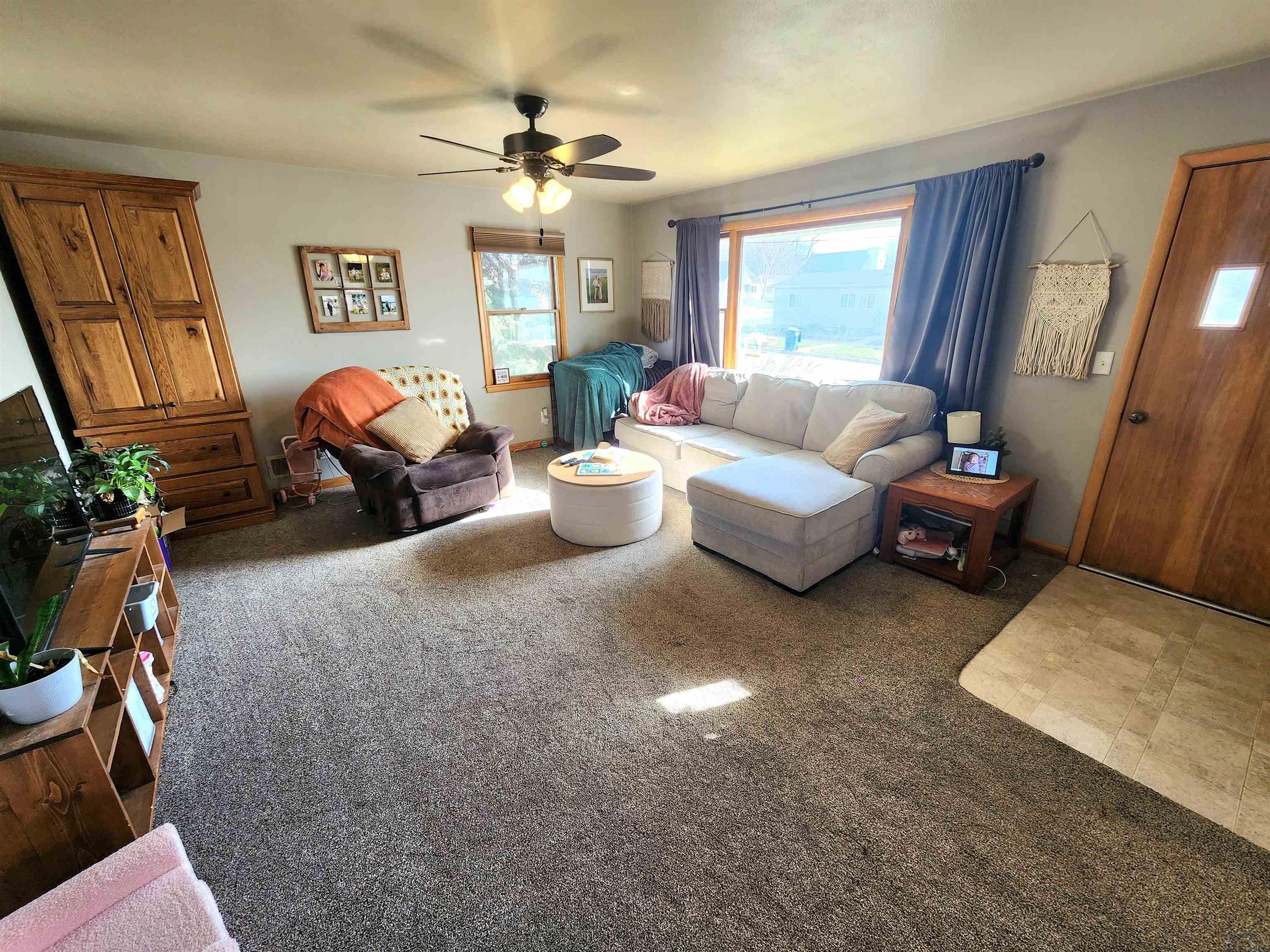 1013 Walnut Street Hull, IA 51239 - Photo 17 of 40 Gallery Image 17