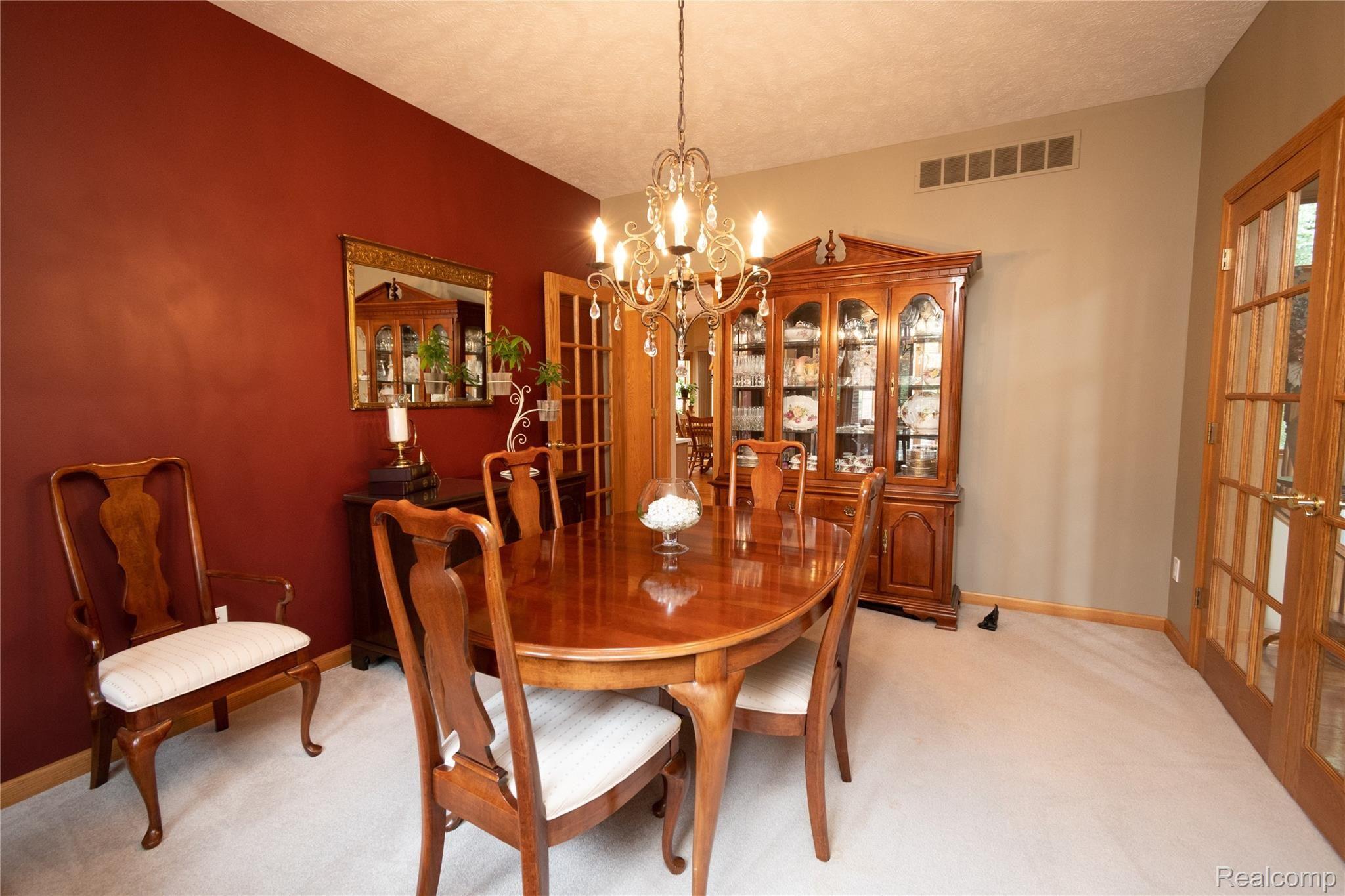 9449 Quail Ridge Run Brighton, MI 48114 - Photo 23 of 71 DSC_0791.jpg