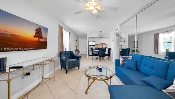 $1,850 | 415 Northeast 2nd Street, Unit 209, Hallandale Beach, FL 33009