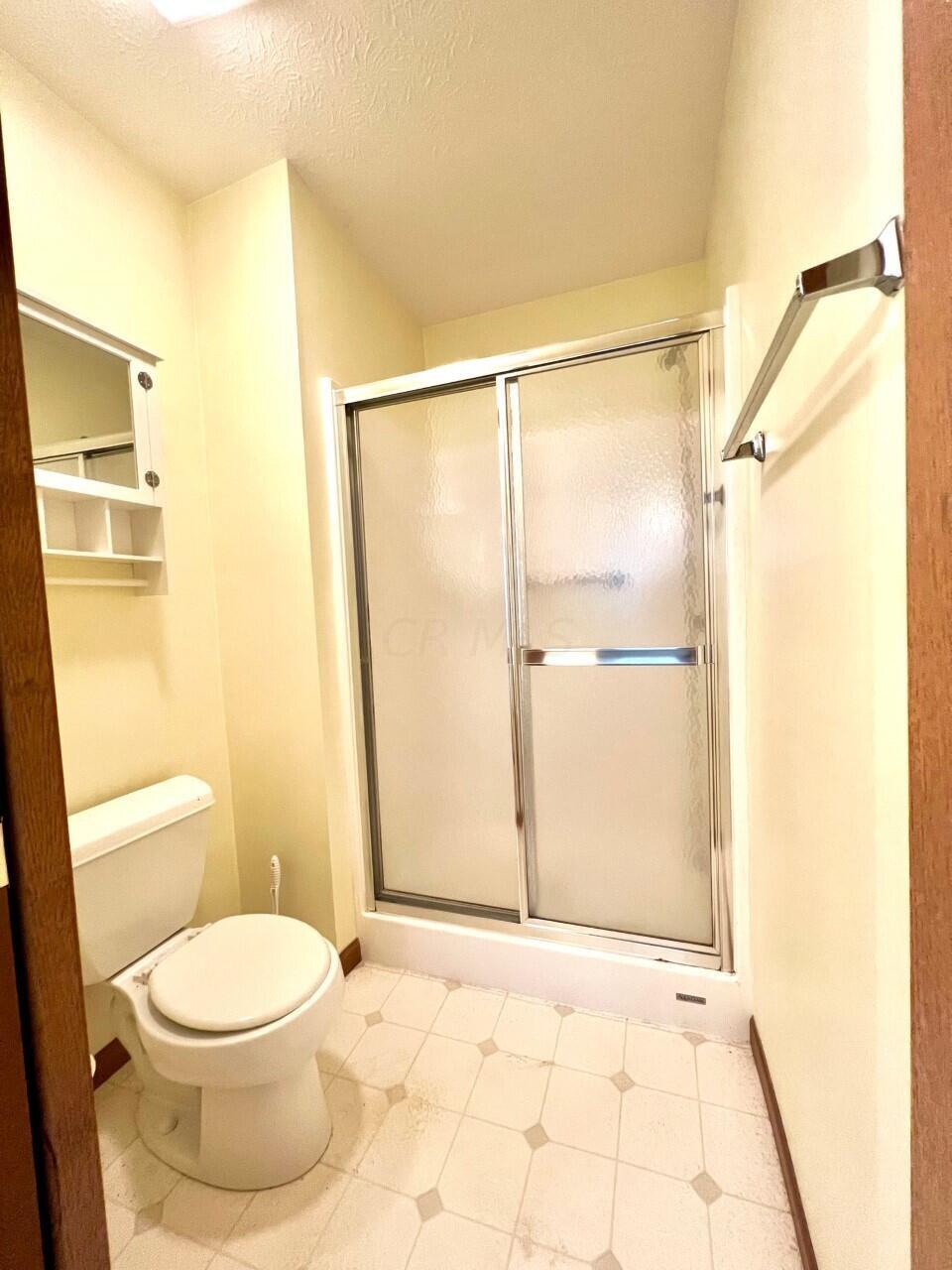 291 Goose Pond Road, Unit A Newark, OH 43055 - Photo 12 of 18 Master bathroom w/shower