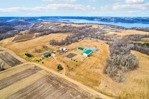 $1,375,000 | 28983 320th Ave Way, Red Wing, MN 55066