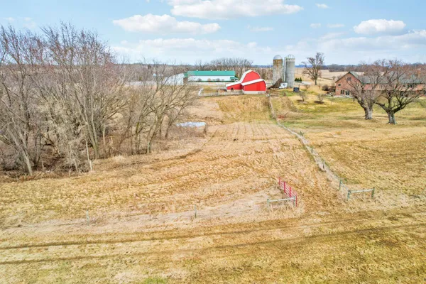 $1,375,000 | 28983 320th Ave Way, Red Wing, MN 55066